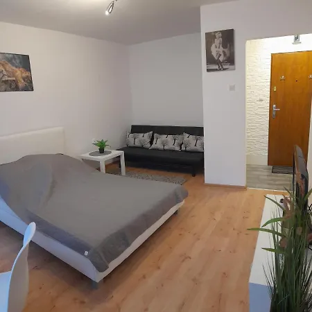 Kaliska Apartment